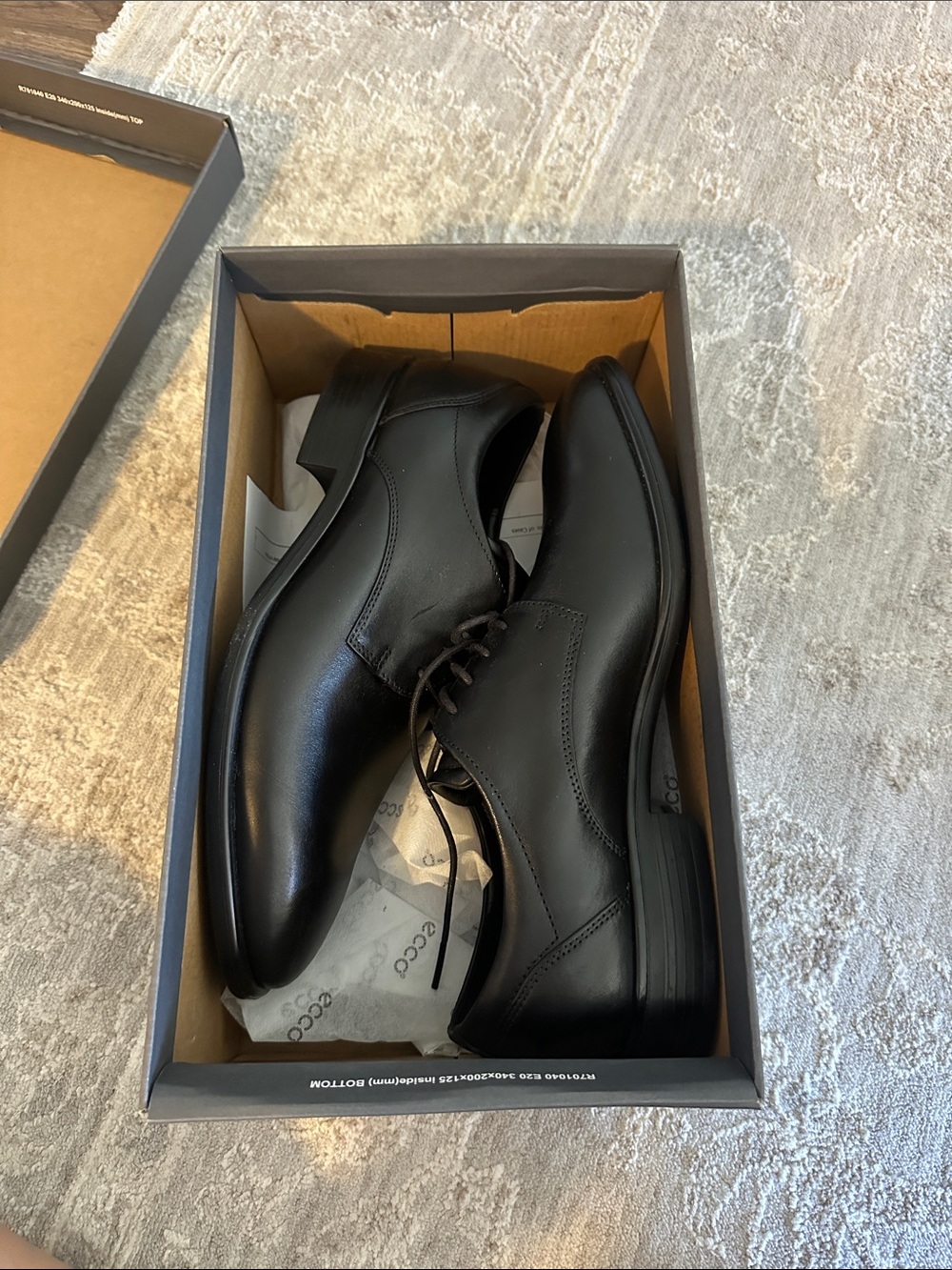 Ecco Black Leather Derby Dress Shoes